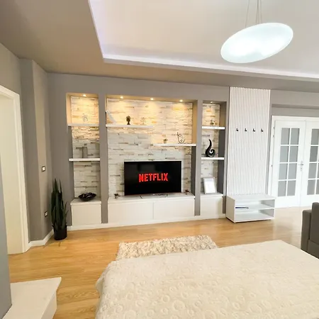 Stadio Apartment *